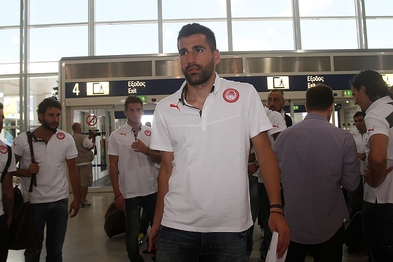 Ολυμπιακός: Τα κλικ της αναχώρησης (photos)
