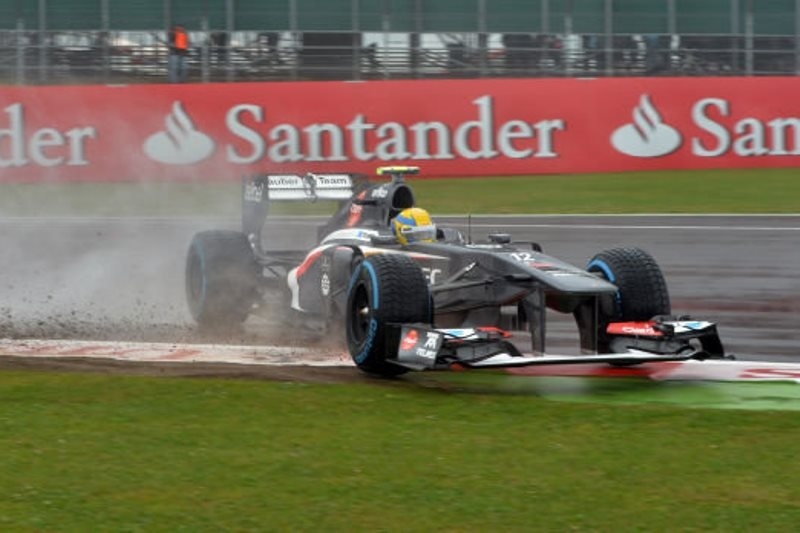 Έκλεστοουν: «Η Ζάουμπερ αξίζει βοήθεια»