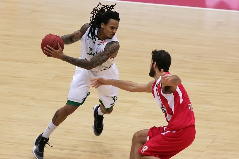 Ολυμπιακός: Αρκετοί οι «μνηστήρες» για Μος