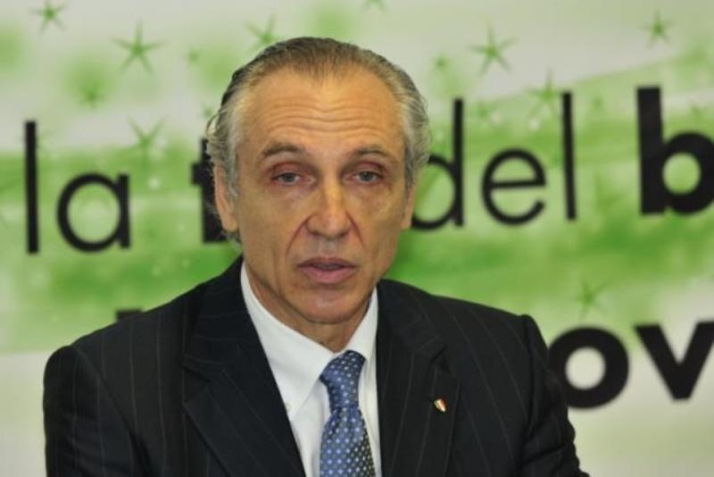 Μινούτσι: «Δεν έχουμε αποφασίσει ακόμα για Μος»