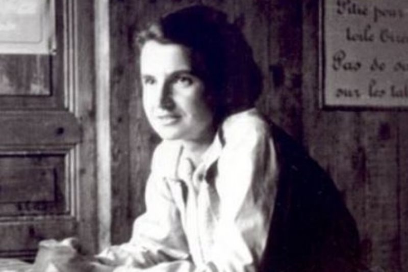 Rosalind Franklin: Η Google τιμά τη γυναίκα-σύμβολο της επιστήμης