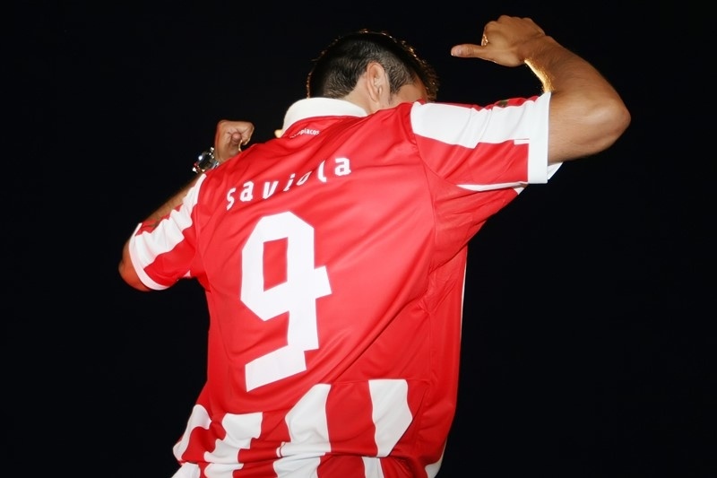 Ολυμπιακός: Υποδοχή… ήρωα σε Σαβιόλα (photos+videos)