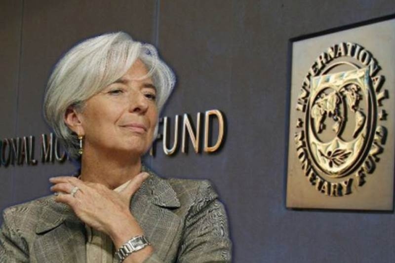 ΔΝΤ: Αφήνει ανοιχτό το ενδεχόμενο νέας μείωσης του κατώτατου μισθού