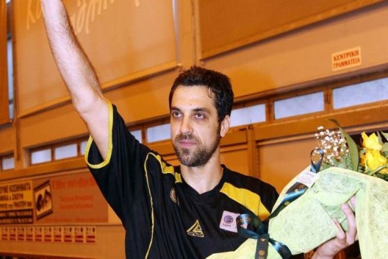 Ηλυσιακός: Χατζής διετίας