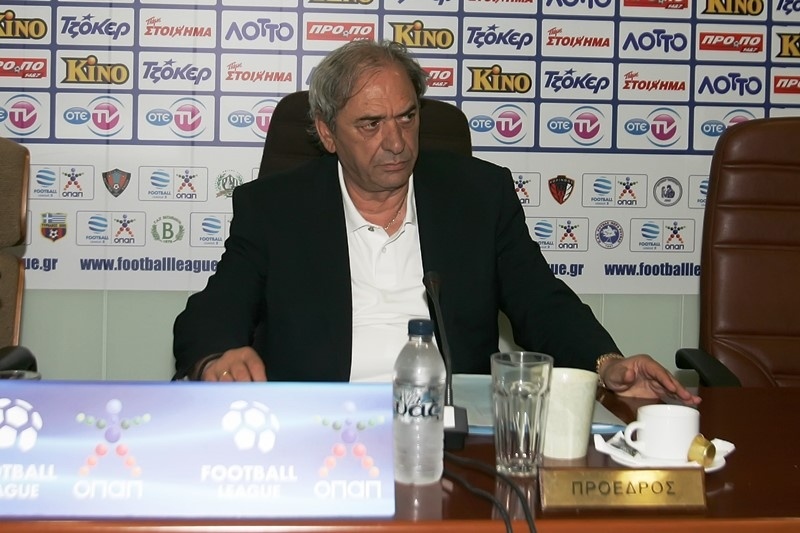 Καλογιάννης: «Football League με δυο ομίλους»