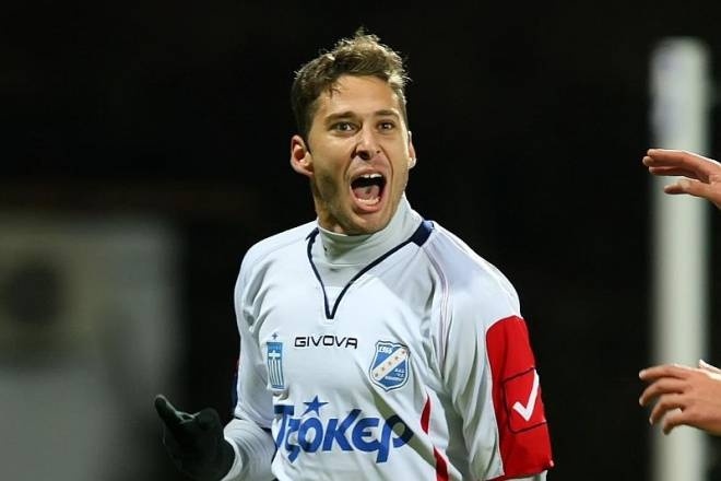 Καλλιθέα: Αδειοδότηση και απολογία για Ντακόλ