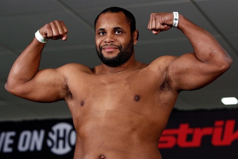 UFC 166: Θέλει ευκαιρία τίτλου ο Cormier!