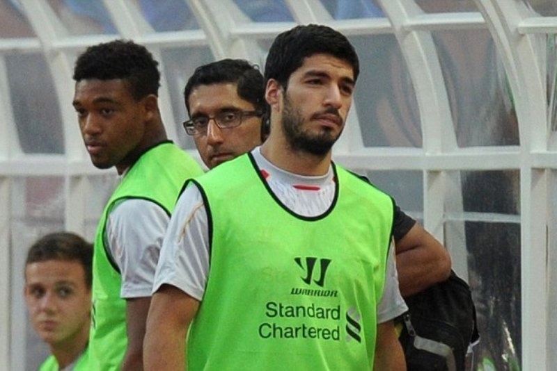 Λίβερπουλ: Η… κατάθλιψη του Σουάρεζ συνεχίζεται (photos+video)