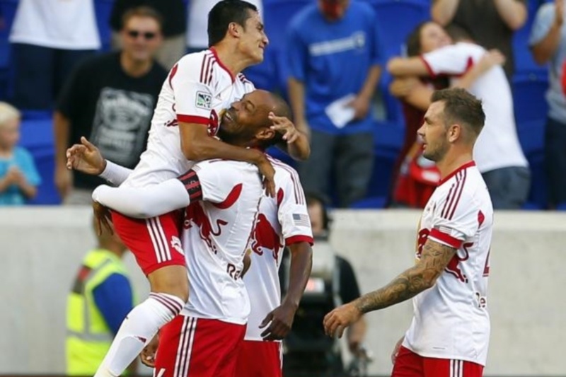 MLS: Δραματική νίκη για Ρεντ Μπουλς (videos)