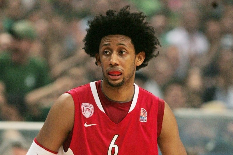 Ολυμπιακός: «Απέρριψε πρόταση ο Τσίλντρες»