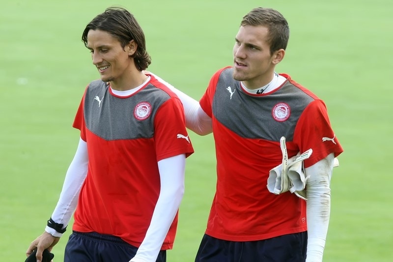 Ολυμπιακός: Η προπόνηση και η… ταχυδύναμη (videos)