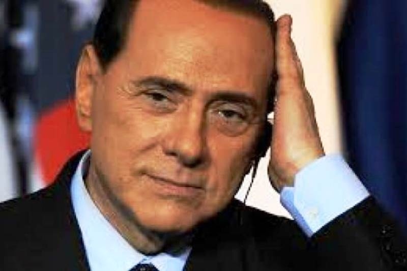 Ένα χρόνο φυλακή για τον Μπερλουσκόνι πρότεινε ο εισαγγελέας