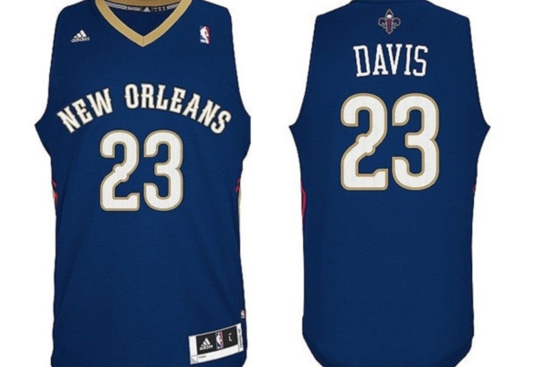 Νιου Ορλίνς Πέλικανς: Οι νέες φανέλες (video)