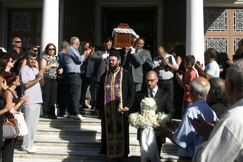 Καλλιθέα: Το τελευταίο… αντίο στον Νίκο Σαλευρή (photos)