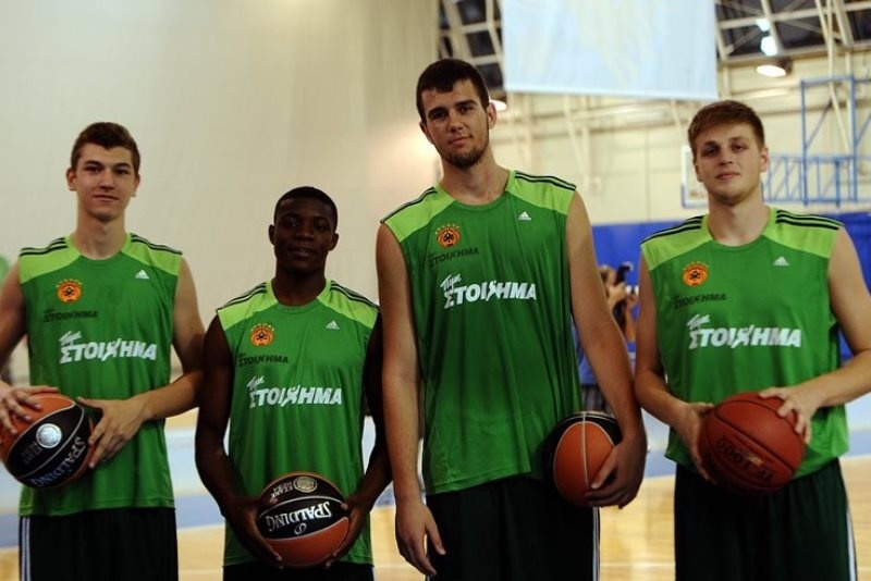 Παναθηναϊκός: Βοηθούν τέσσερις (photos)