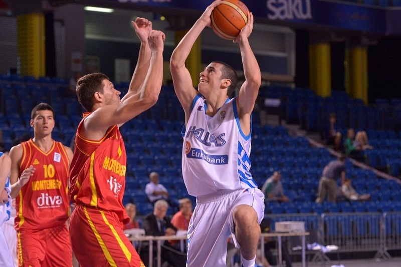 Ολυμπιακός: Ανακοίνωσε και Παπαπέτρου!