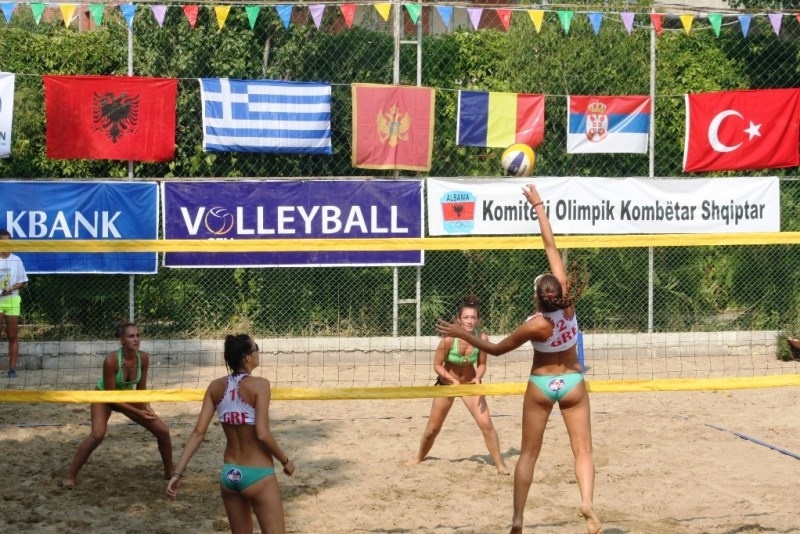 Βαλκανικό Μπιτς Βόλεϊ Κ-18: «Χρυσές» Παρισάκη / Μαναβή