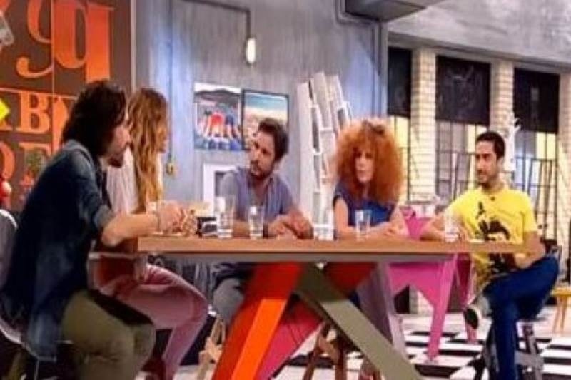 Παρουσιαστής από τους Πέδες: «Θα έκανα σμίκρυνση στα γεννητικά μου όργανα»!