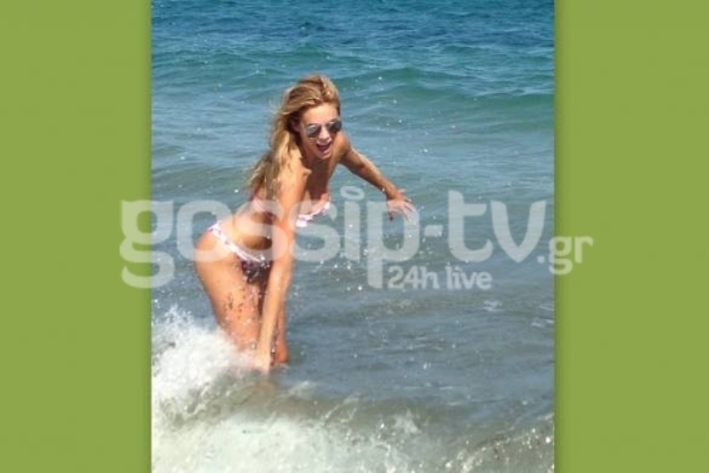 Ρία Αντωνίου: Το κορμί βούτηξε στην Μύκονο