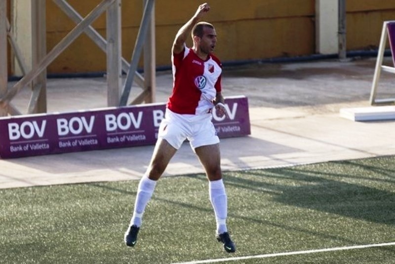 Κόλλησαν Βοϊβοντίνα και Σέριφ (videos)