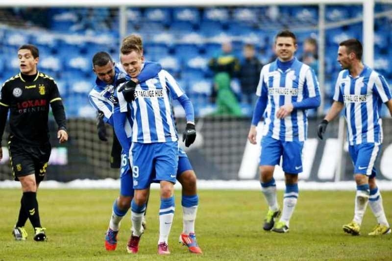 Σκοράρουν Έσμπιεργκ και Σεντ Ετιέν