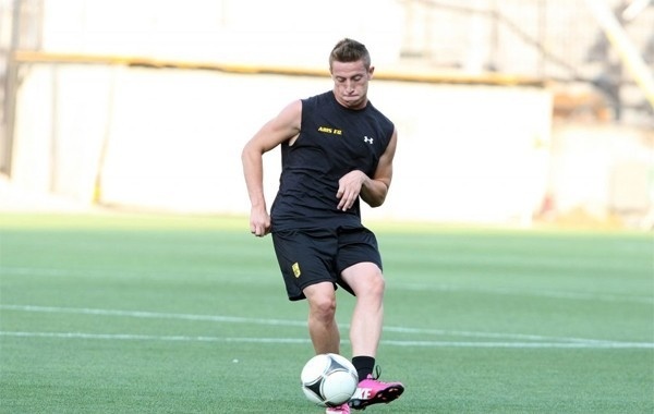 Πεύκη: Δανεικός ο Ζήσης από τον Άρη!