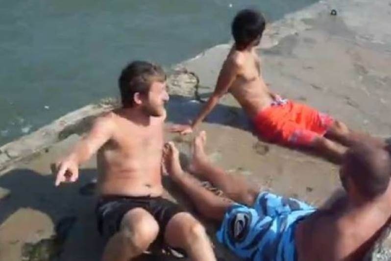 Δείτε τι μπορεί να πάθει κάποιος που κάνει αμέριμνος ηλιοθεραπεία