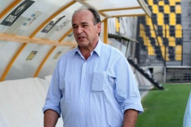 Άρης: Τα… λέει με τους παίκτες ο Ηλιάδης