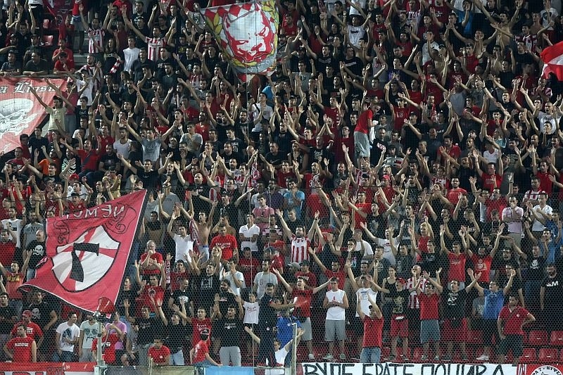 Super League: Πρόστιμα σε Πανιώνιο, Ολυμπιακό