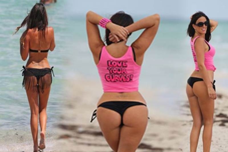 Η Claudia λατρεύει τις καμπύλες και το δηλώνει ξεκάθαρα!