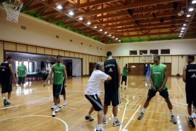 Παναθηναϊκός: Το πρώτο ντέρμπι της χρονιάς (videos)