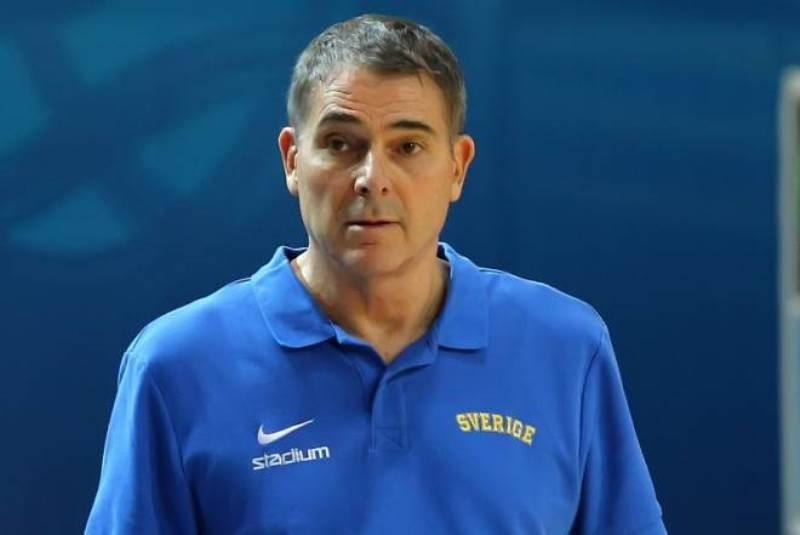 Ντιν: «Υπερήφανος για τους παίκτες μου»