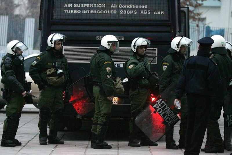 ΠΑΟΚ: Επεισόδια οπαδών με μέλη της Χρυσής Αυγής