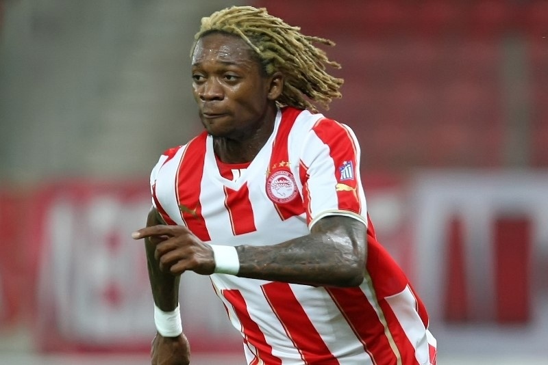 Μπονγκ: «Δεν περνά η ώρα!»