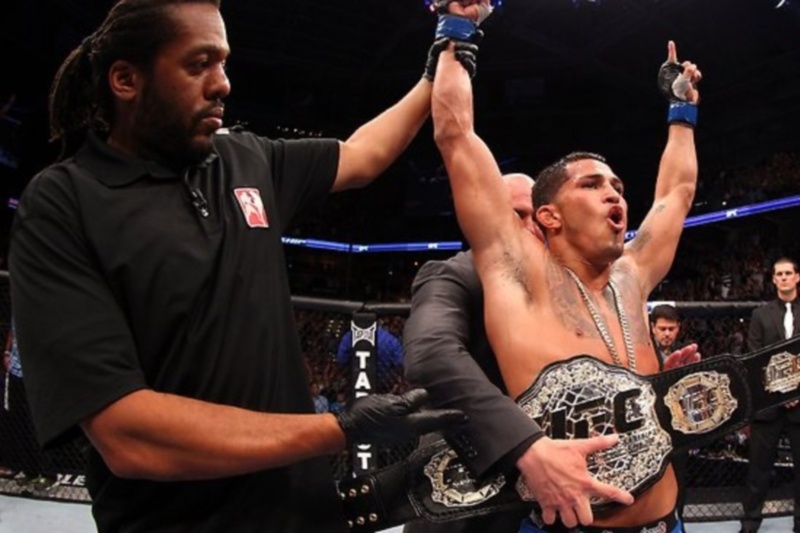 UFC on FOX 9: Διαβασμένος ο Pettis