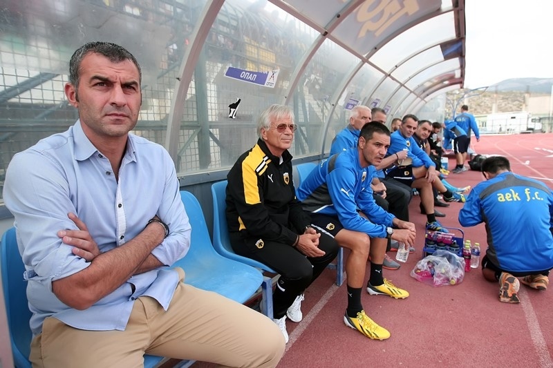 ΑΕΚ: Χαμηλά η... μπάλα από Δέλλα