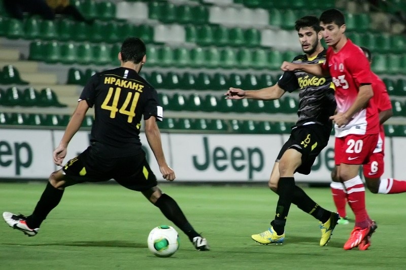 Μπουζάνης: «Μας… στέρησαν δύο πέναλτι»