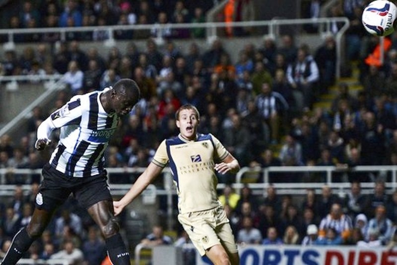 Πρόκριση για Νιούκαστλ, αποκλεισμός για Σουόνσι