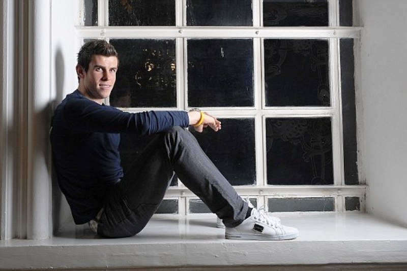 Ρεάλ Μαδρίτης: Στο σπίτι του Κακά ο Μπέιλ