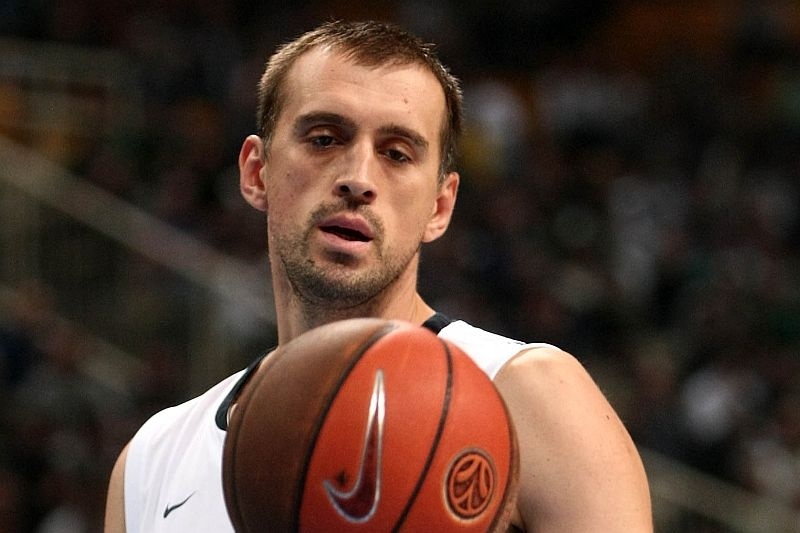 Δεν μπορεί χωρίς... μπάλα ο Βούιτσιτς (video)