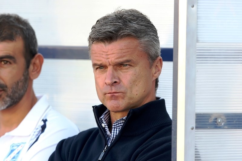 Βαζέχα: «Σε κακή κατάσταση τα γήπεδα»