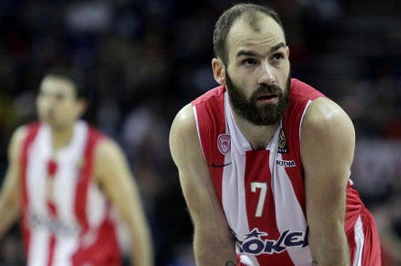 Ολυμπιακός: «Ο Τζόρνταν και ο Σπανούλης»