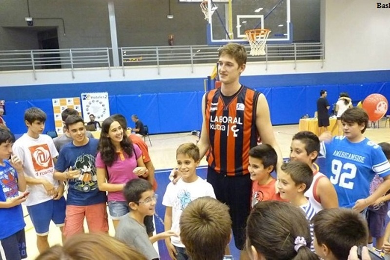 Πλάις στο Onsports: «Από τις δυνατές ομάδες ο Παναθηναϊκός» (photos+videos)