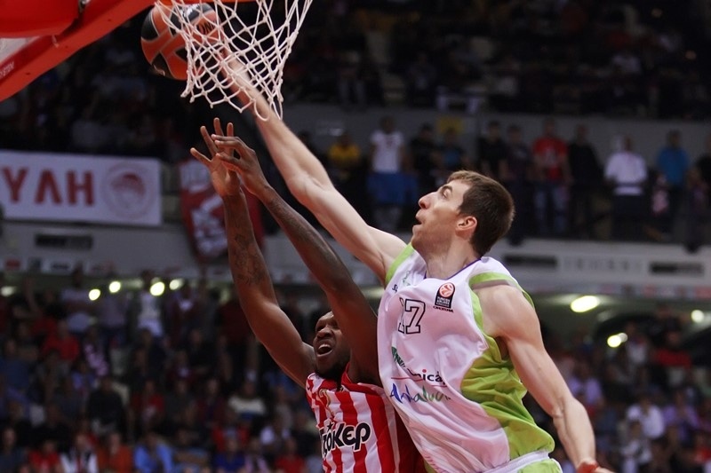 Ουνικάχα Μάλαγα: Ρεκόρ από Βάσκεθ με Ολυμπιακό