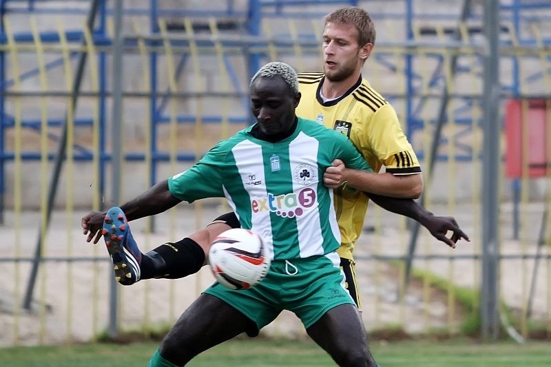 Έξαλλος - ξανά - ο Ογκουνσότο (video)