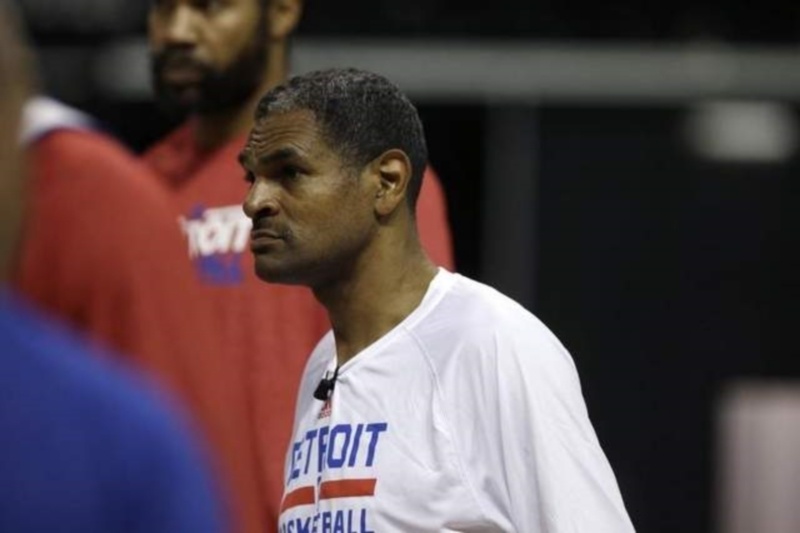 Ντιτρόιτ Πίστονς: Βιαιοπραγία γυναίκας από Τσικς