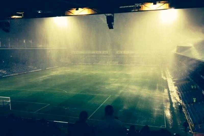 Αναβολή μετά από απίστευτη βροχή