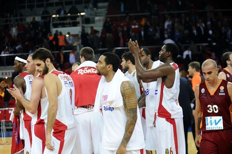 Ολυμπιακός: Χειροκροτήθηκε από τους Τούρκους (video)