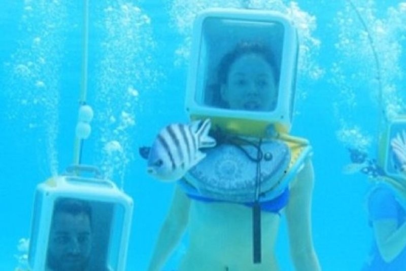 Ποια διάσημη ηθοποιός γιόρτασε τον μήνα του μέλιτος κάτω από το... νερό;