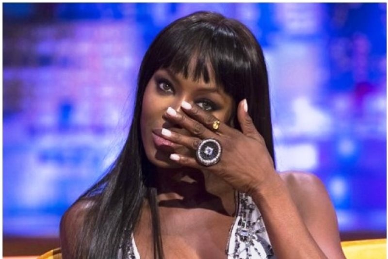 H Naomi Campbell κατέρρευσε στην κάμερα μιλώντας για τα ναρκωτικά και τον θυμό της